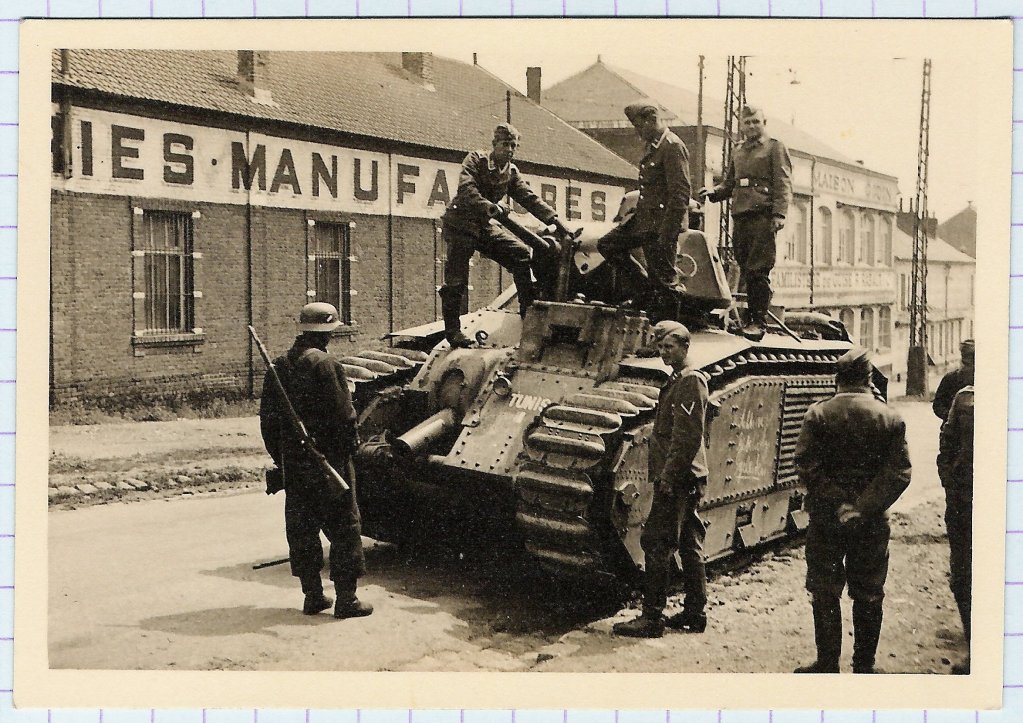B1TunisGuise.jpg