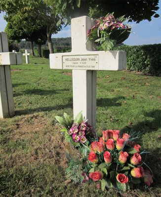 HELLEQUIN JY.jpg