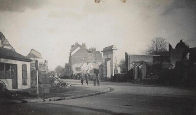 Porte du couvent St Jospeh (2).jpg