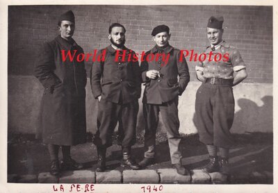 LA FERE  Caserne transformé en Camp de prisonniers - 1940.jpg