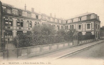 BEAUVAIS ECOLE NORMALE FILLES.jpg