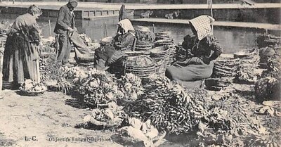 Marché sur l'eau manne.jpg