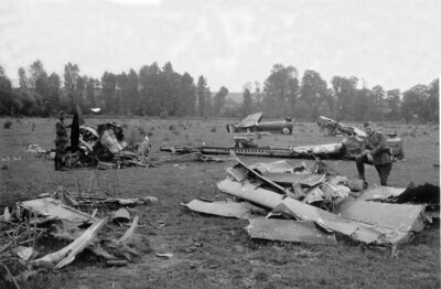 Léo 451 n° 105 GB I-12 16 mai 1940 Bosmont sur Serre.jpg