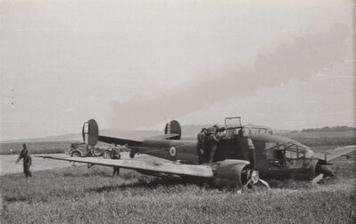 Potez 63-11 n° 691 GR I-35 08-06-40 Houdancourt (60) - 1.jpg