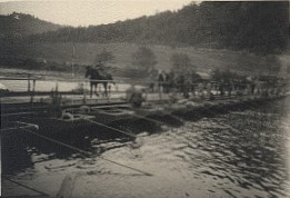 Pont flottant sur rieux - 3.jpg