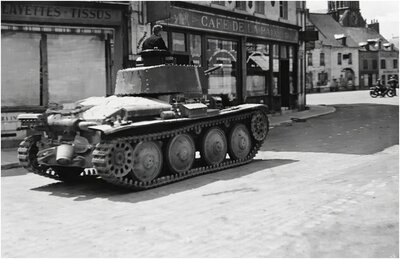 Panzer 38 T à Hirson.jpg