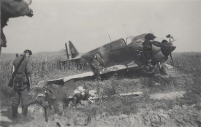 Bloch 152 n° 688 GC II-10 7 juin 1940 Fontaine le Sec - 3.jpg